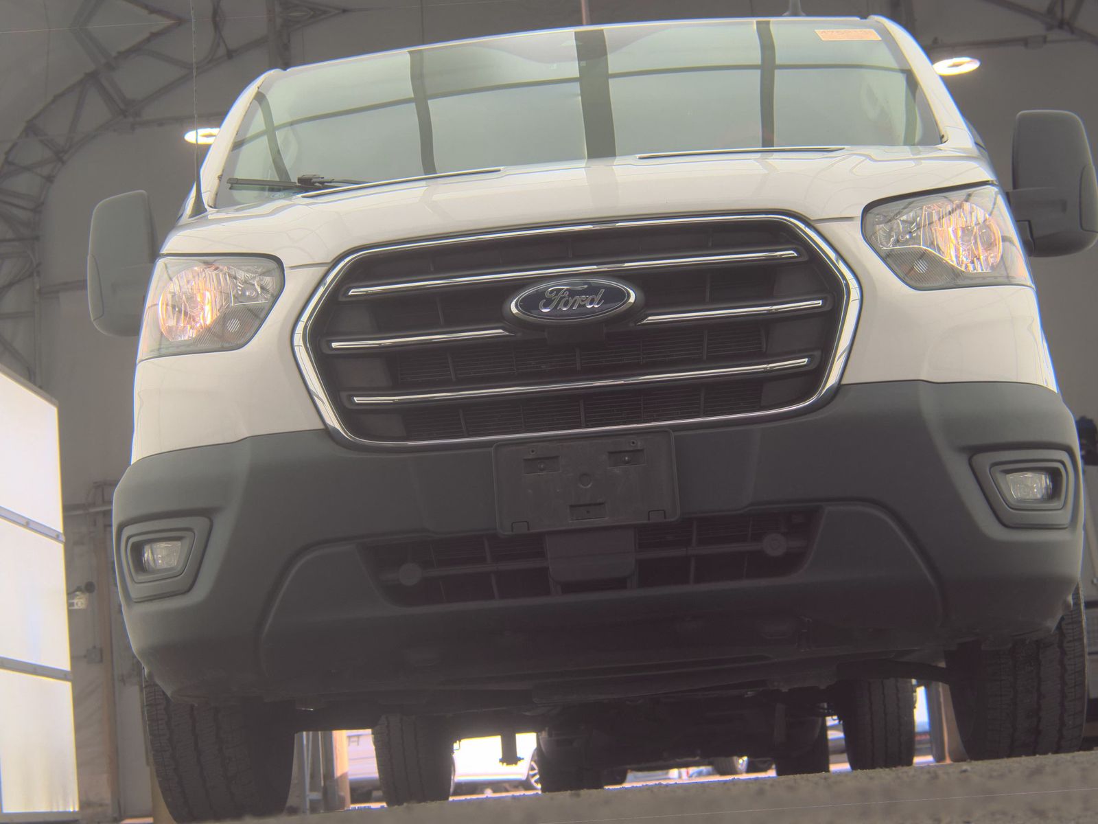 FORD TRANSIT 150 - 4