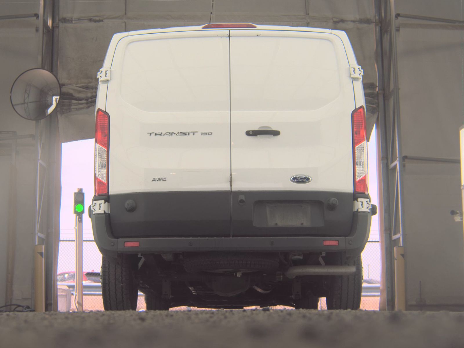 FORD TRANSIT 150 - 8