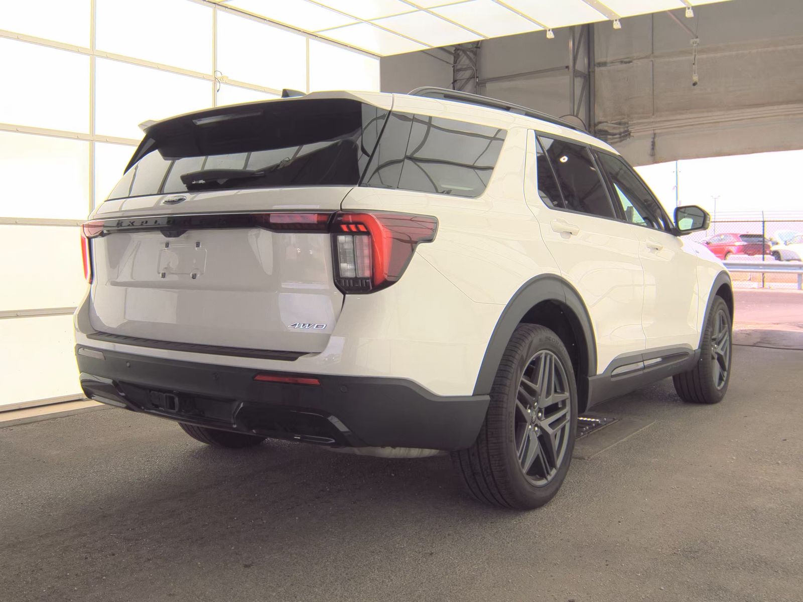 FORD EXPLORER - 6