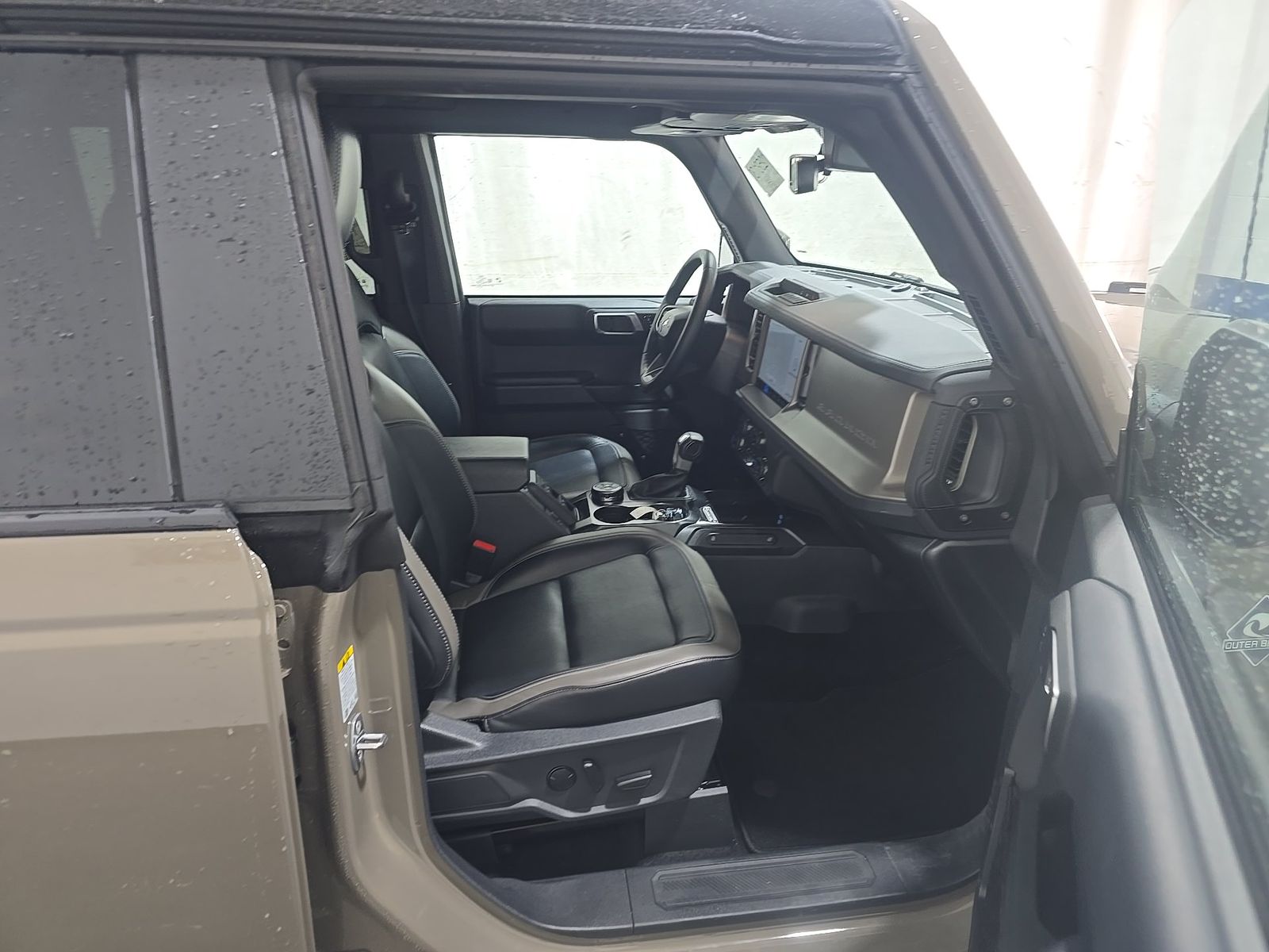 FORD BRONCO - 9