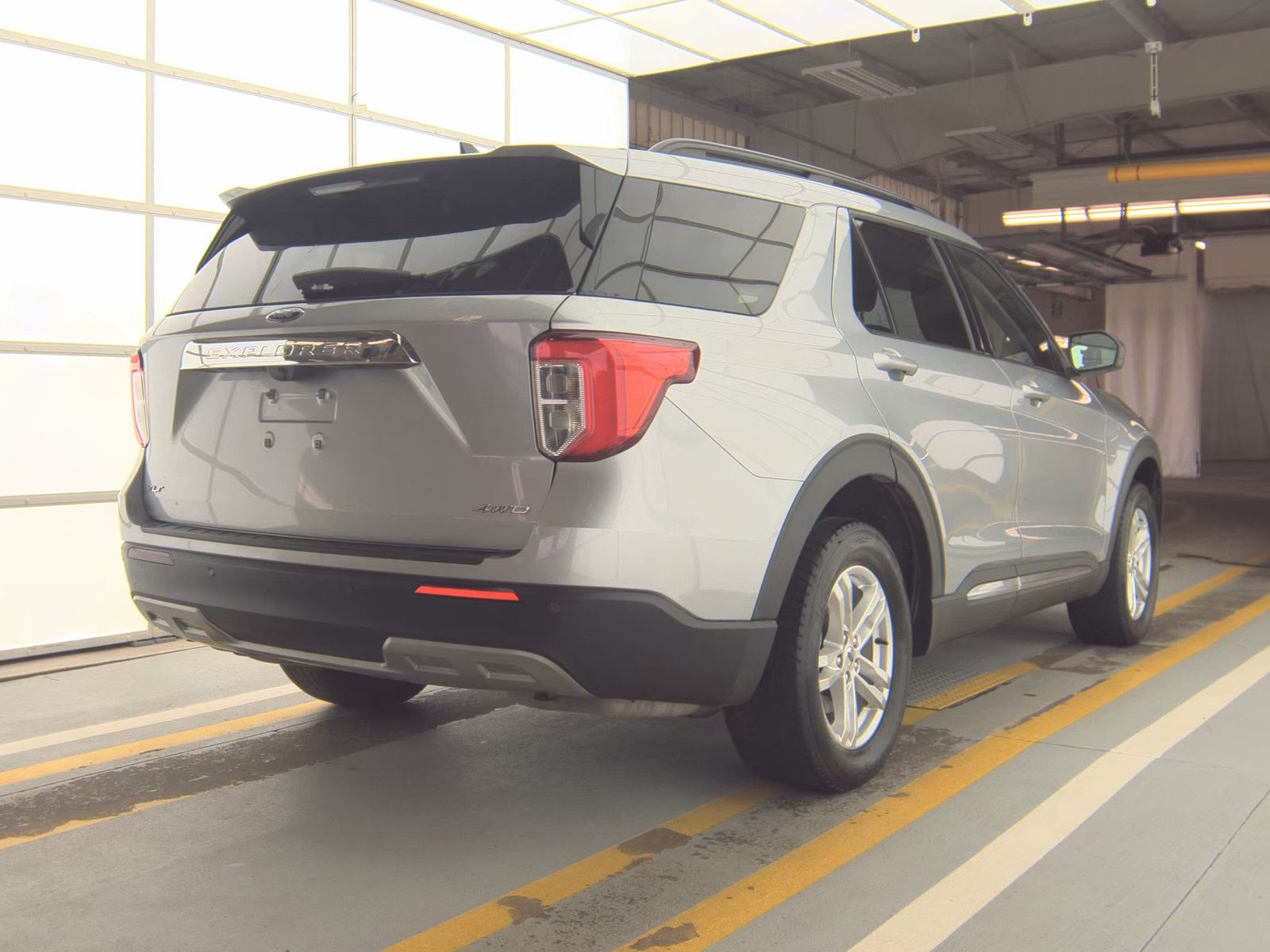 2021 Ford Explorer XLT AWD