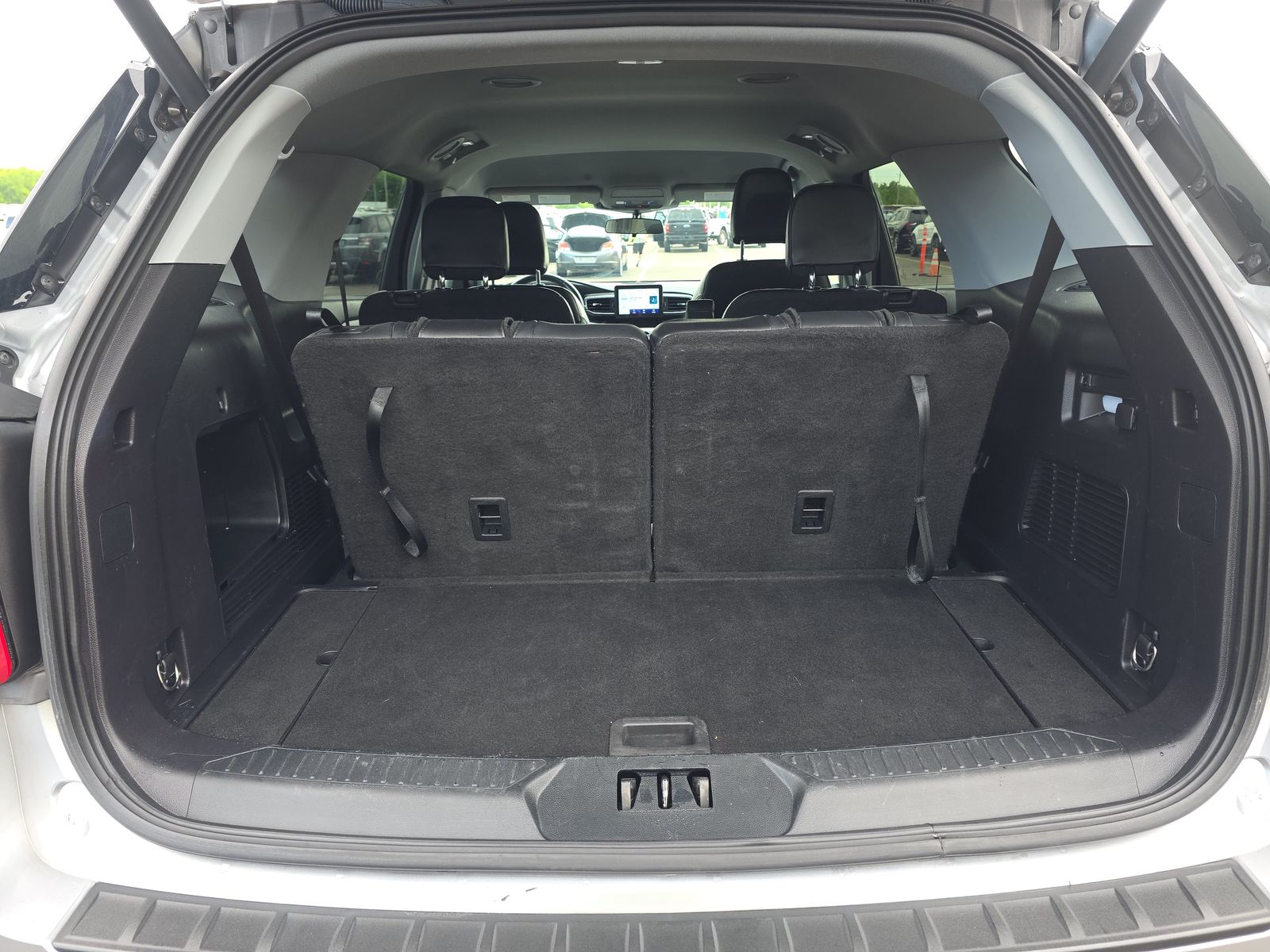 2021 Ford Explorer XLT AWD