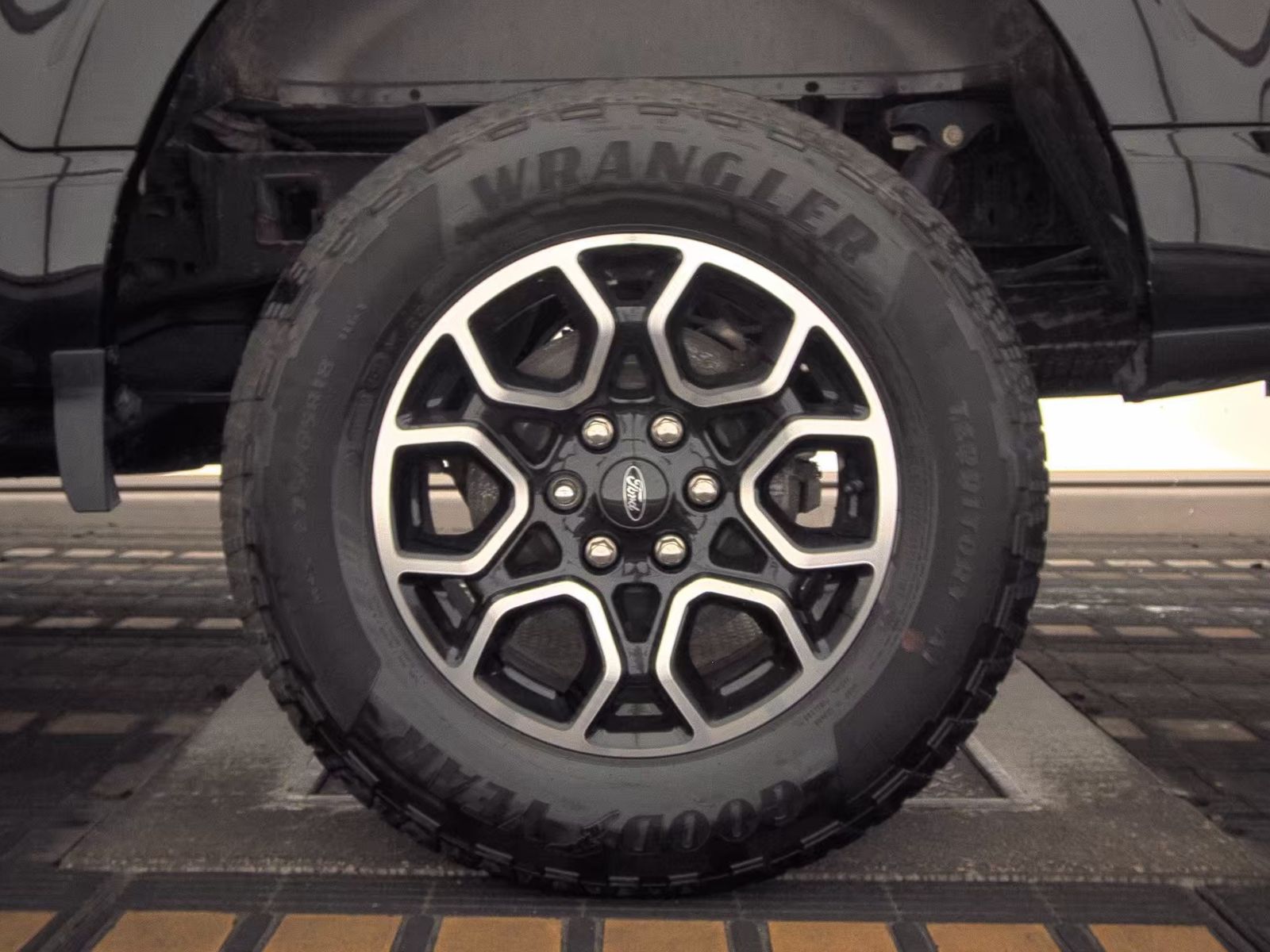 2023 Ford F-150 XLT AWD