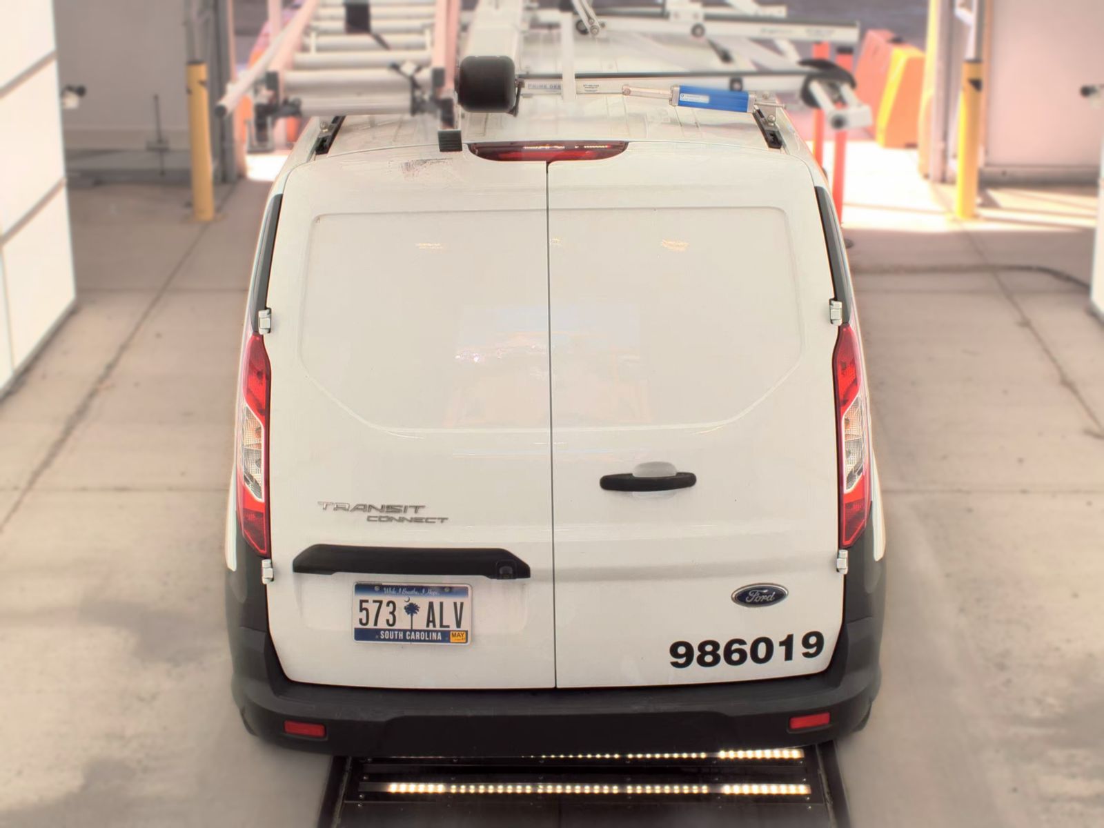 FORD TRANSIT CONNECT - 7