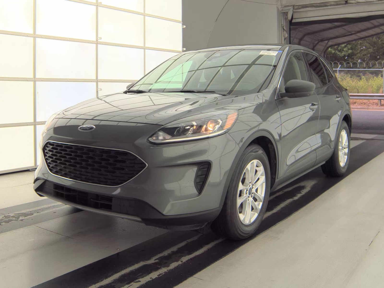 FORD ESCAPE - 1