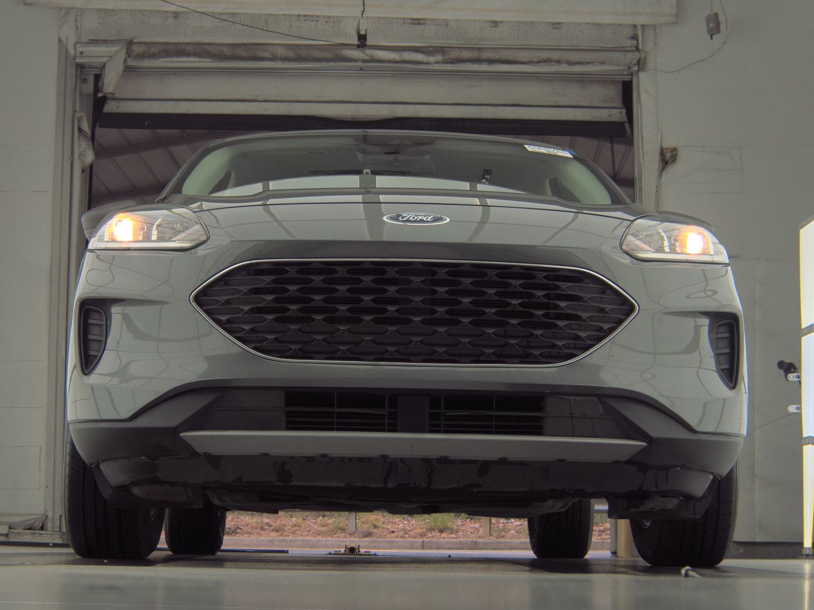 FORD ESCAPE - 4