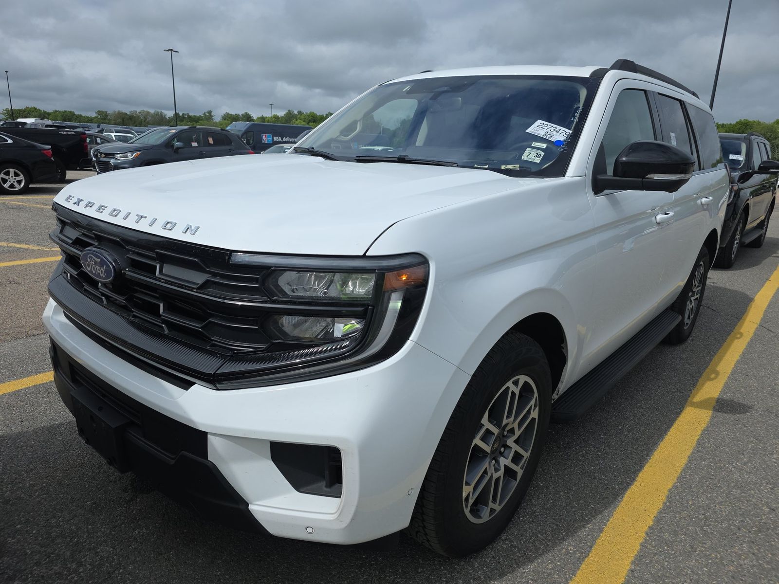 FORD EXPEDITION - 1