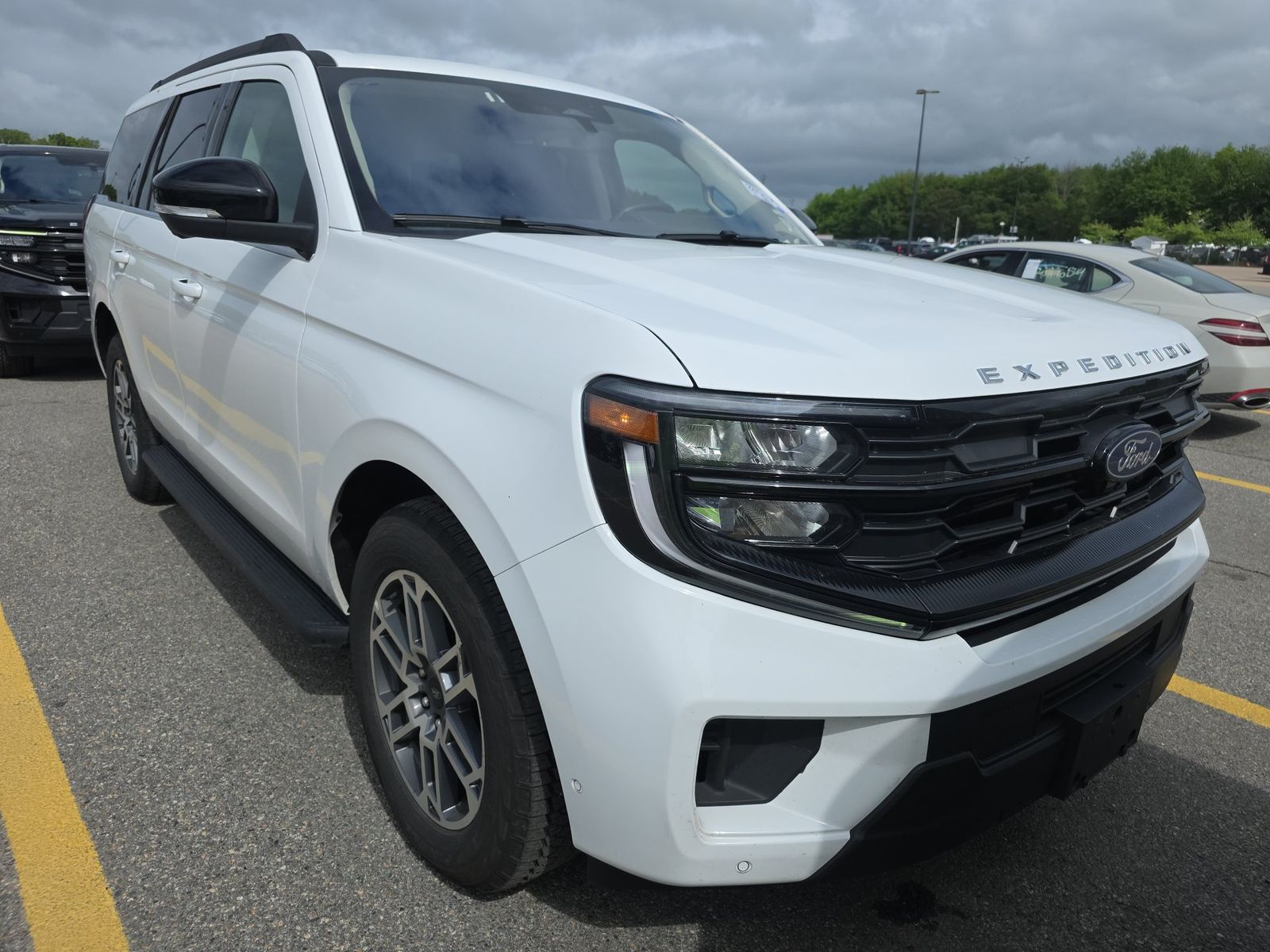 FORD EXPEDITION - 4
