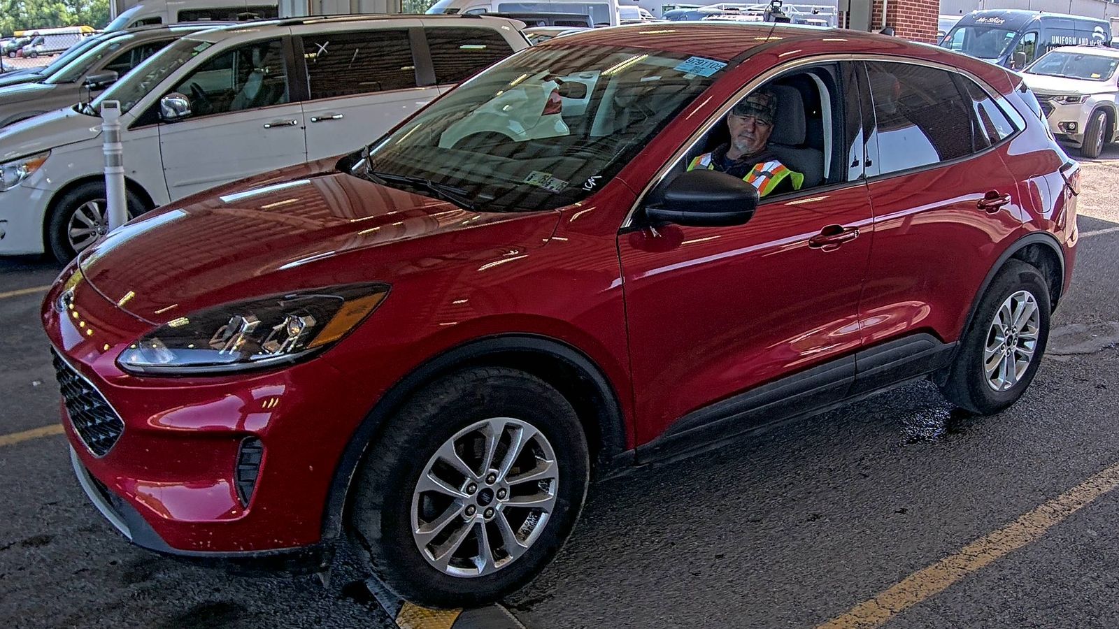 FORD ESCAPE - 1