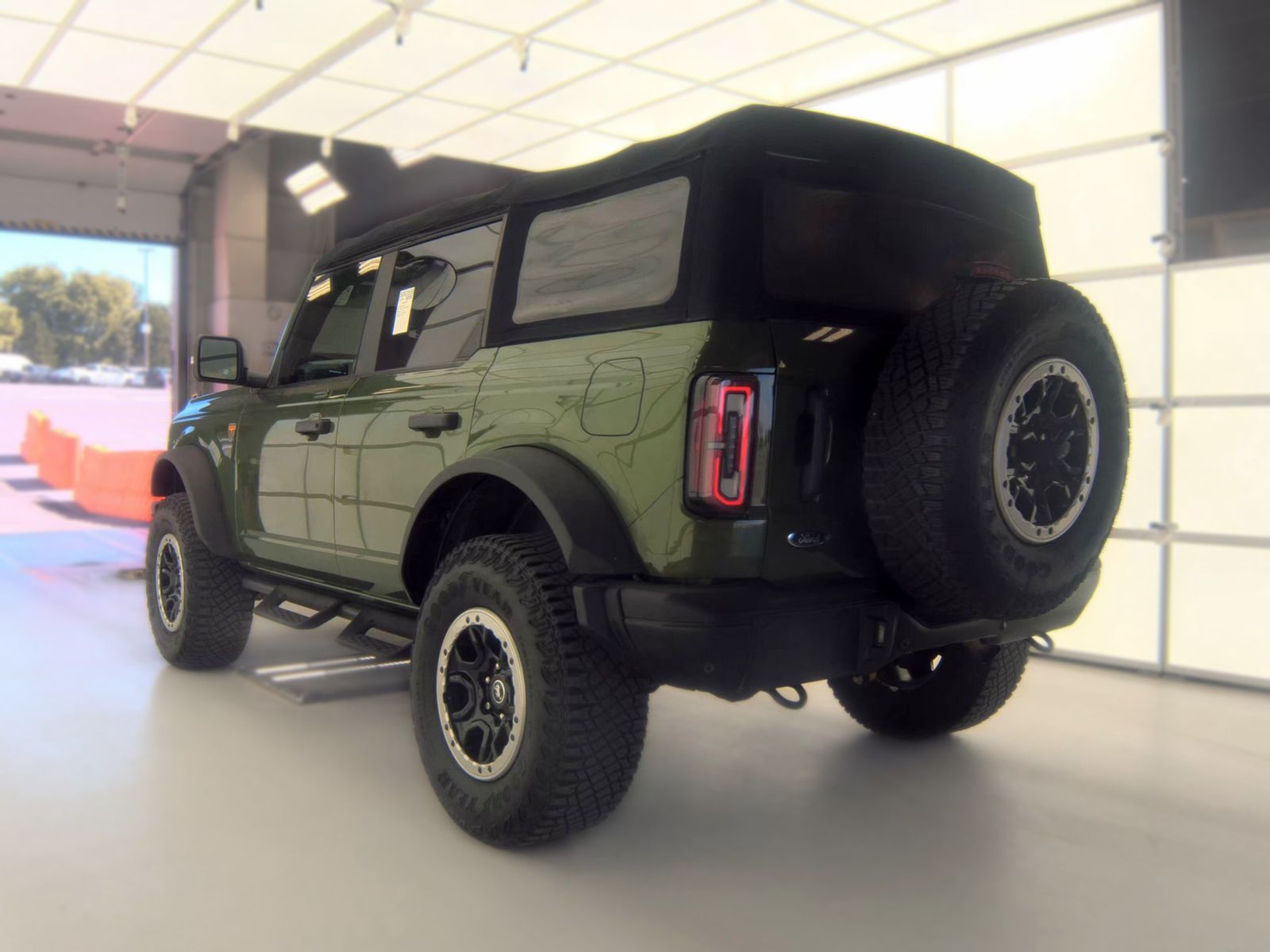 FORD BRONCO - 9