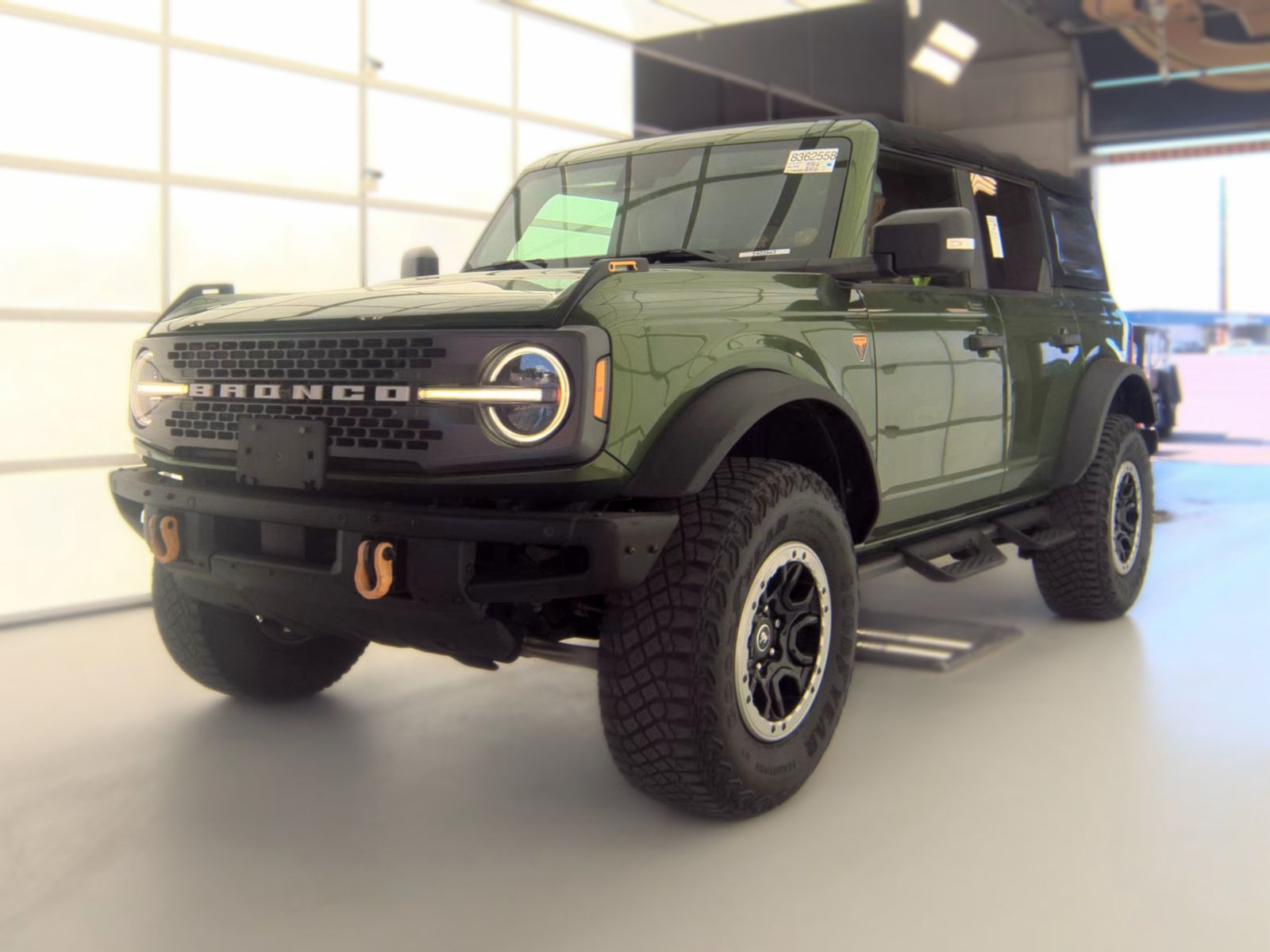FORD BRONCO - 1
