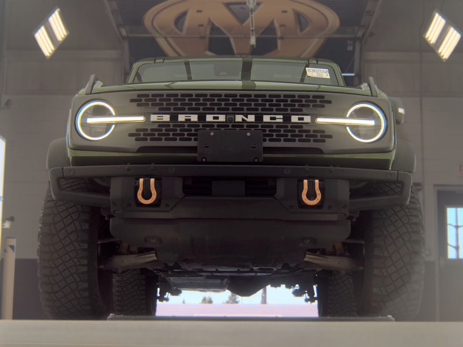 FORD BRONCO - 4