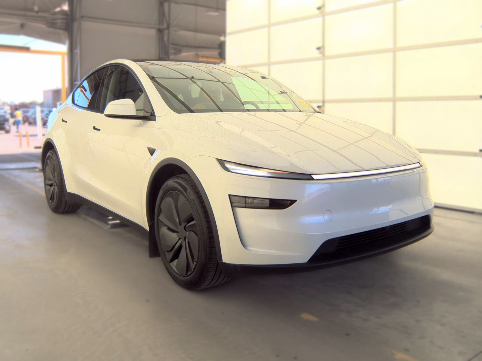 TESLA MODEL Y - 5