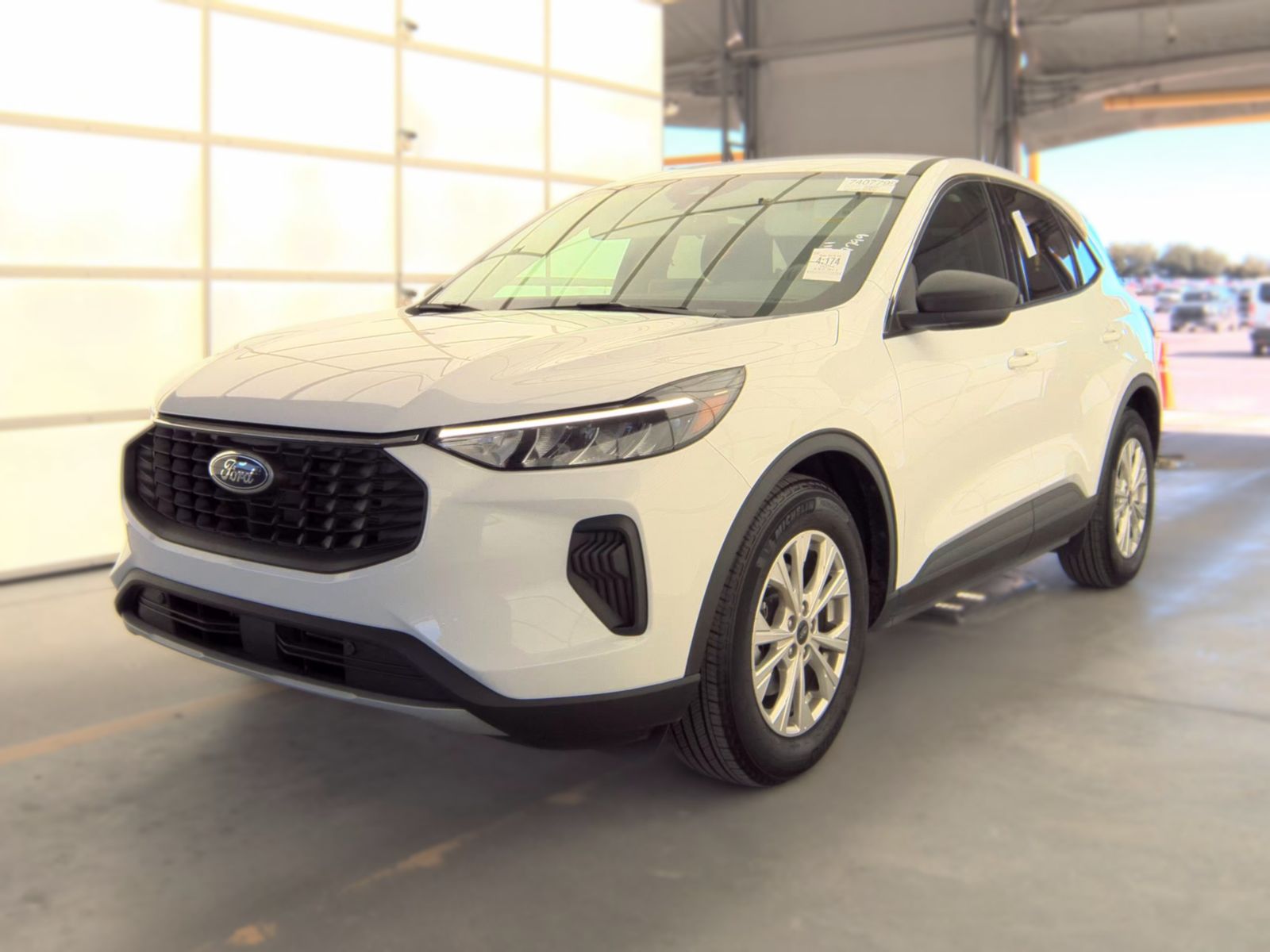 FORD ESCAPE - 1