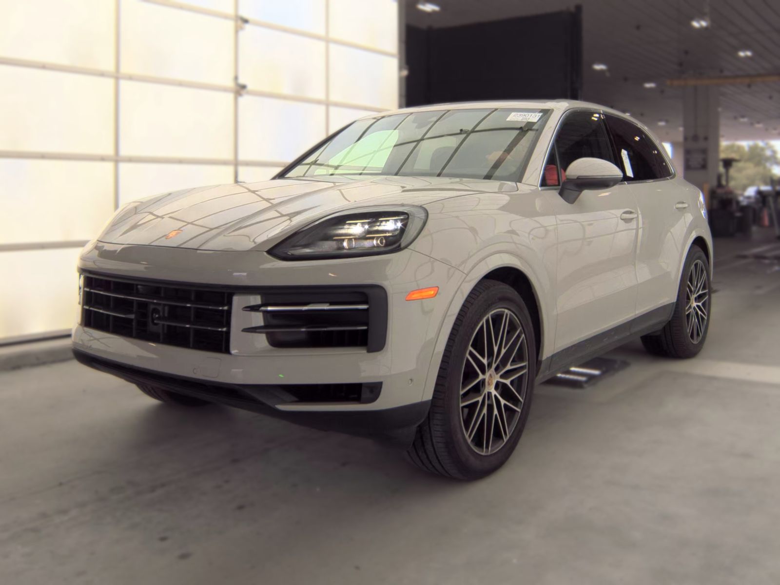 PORSCHE CAYENNE - 1