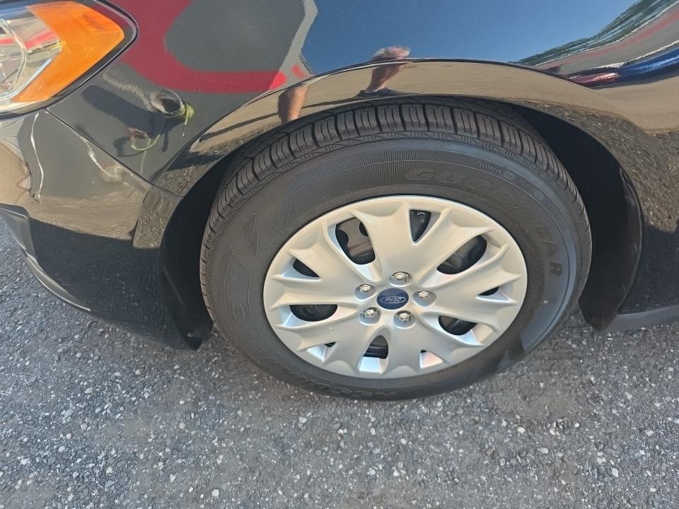 FORD FUSION - 9