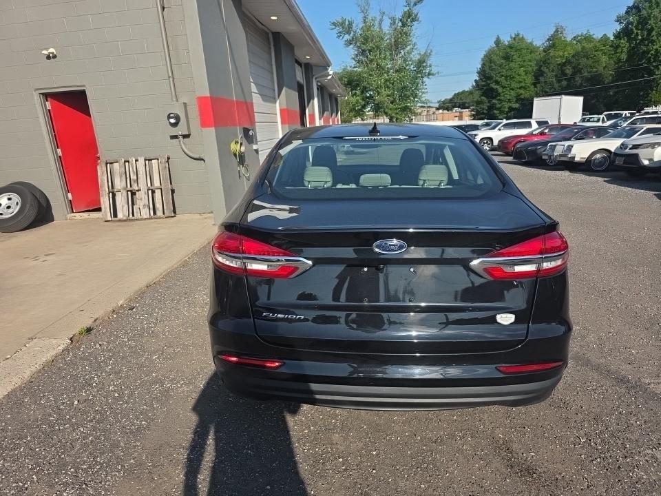 FORD FUSION - 6