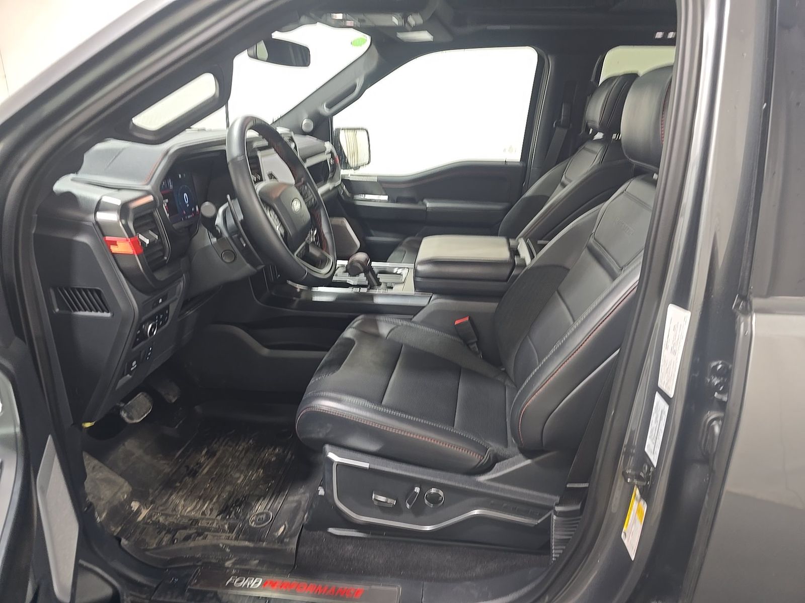 FORD F-150 - 8
