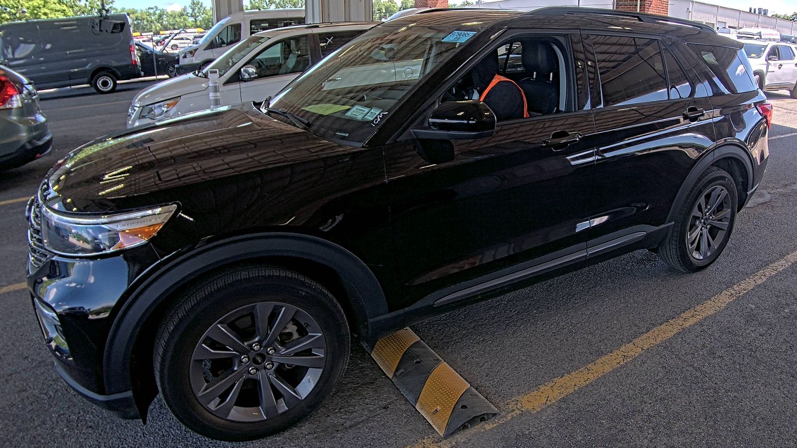 FORD EXPLORER - 1