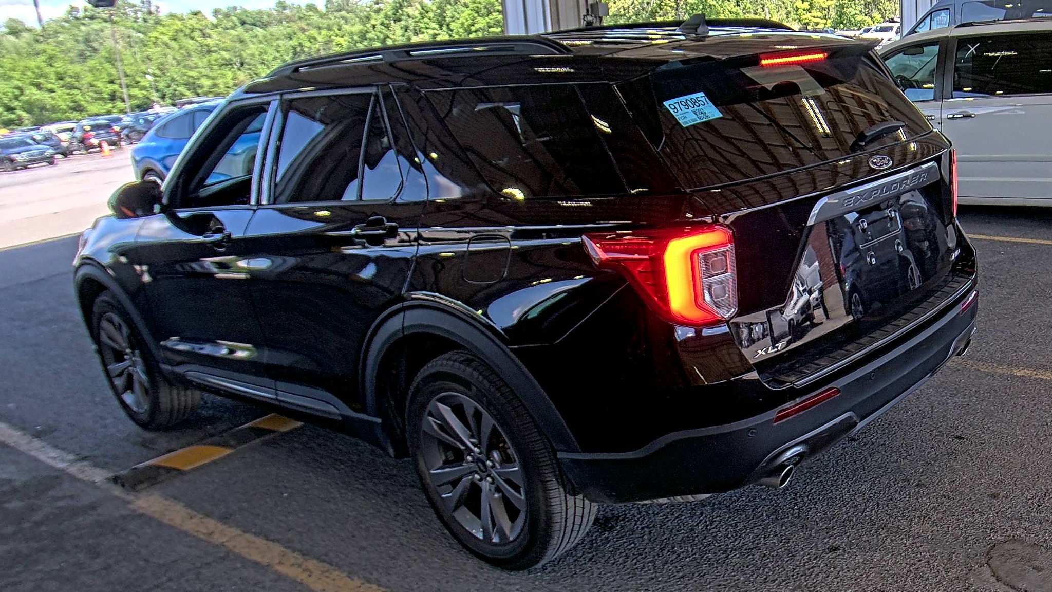 FORD EXPLORER - 7