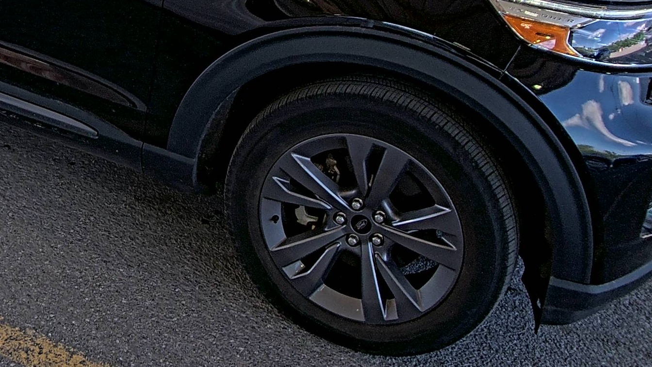 FORD EXPLORER - 9