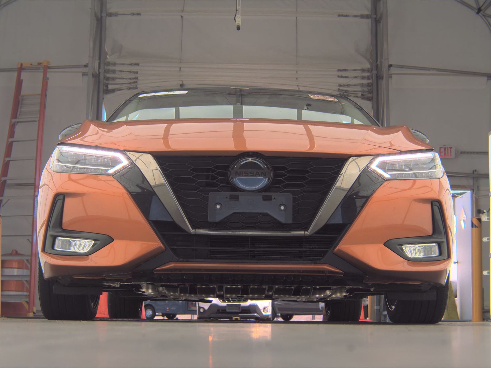 NISSAN SENTRA - 4