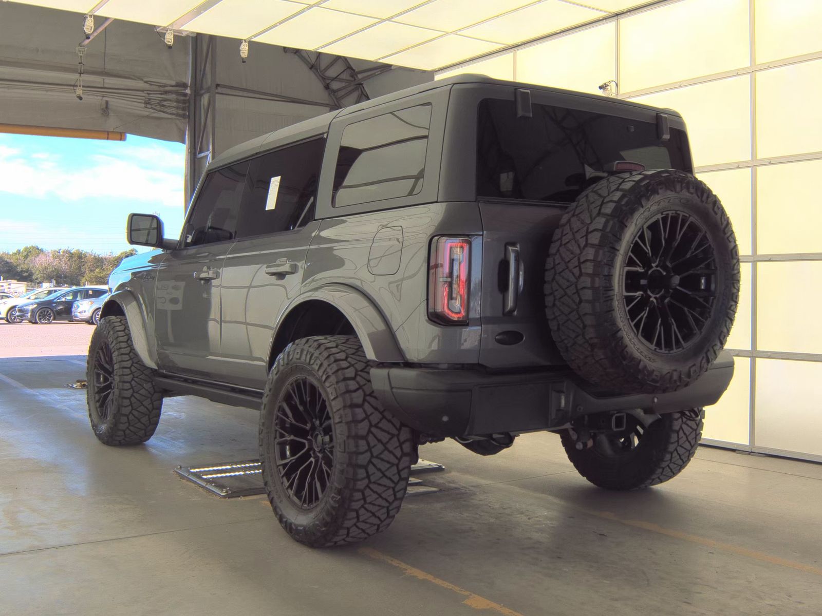 FORD BRONCO - 9