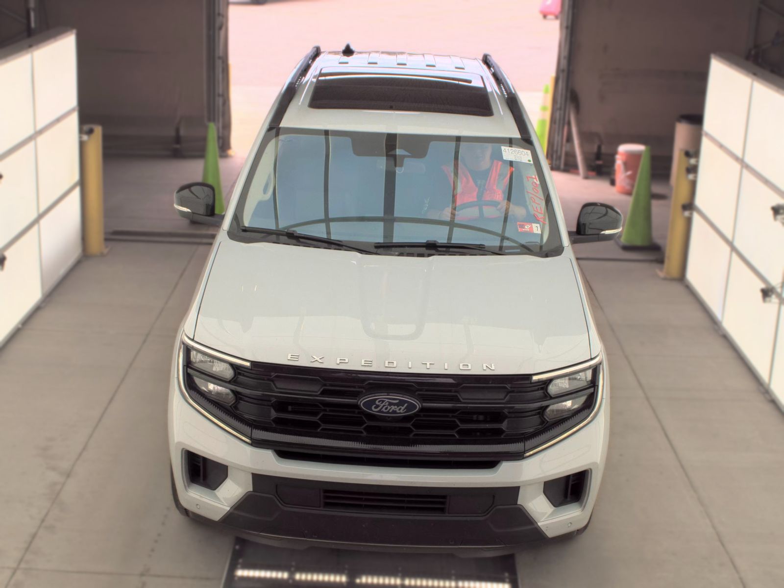 FORD EXPEDITION - 3