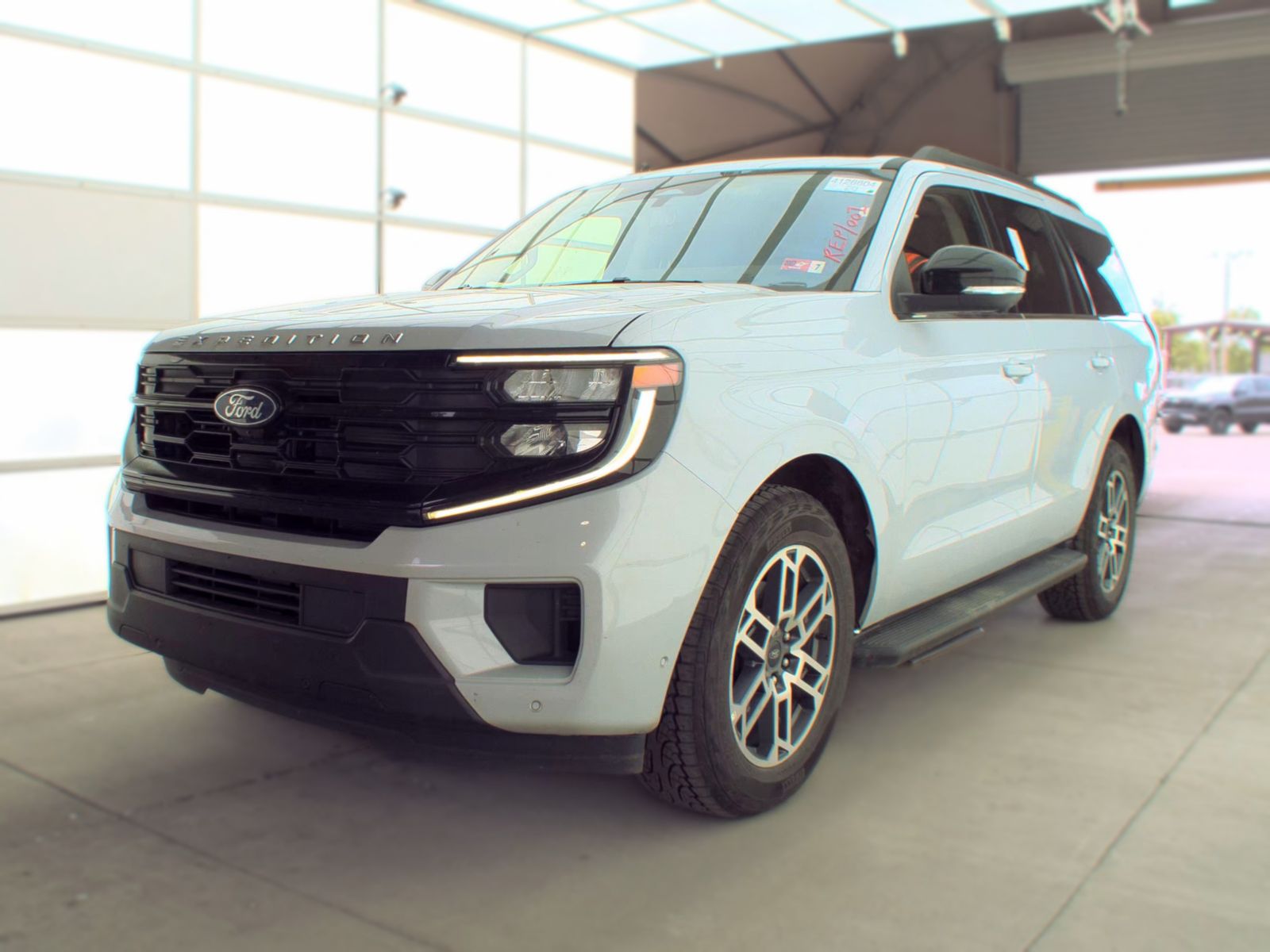 FORD EXPEDITION - 1