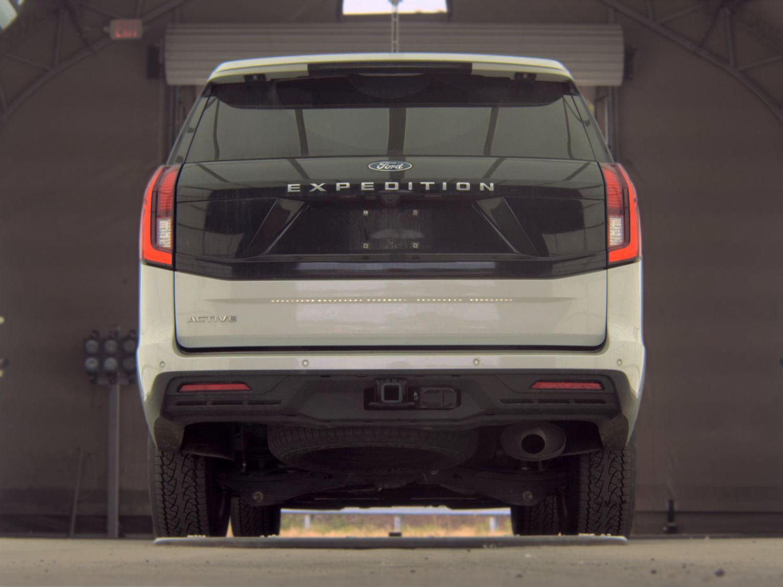 FORD EXPEDITION - 8