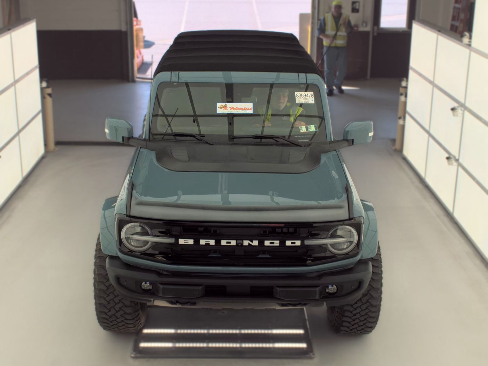 FORD BRONCO - 3