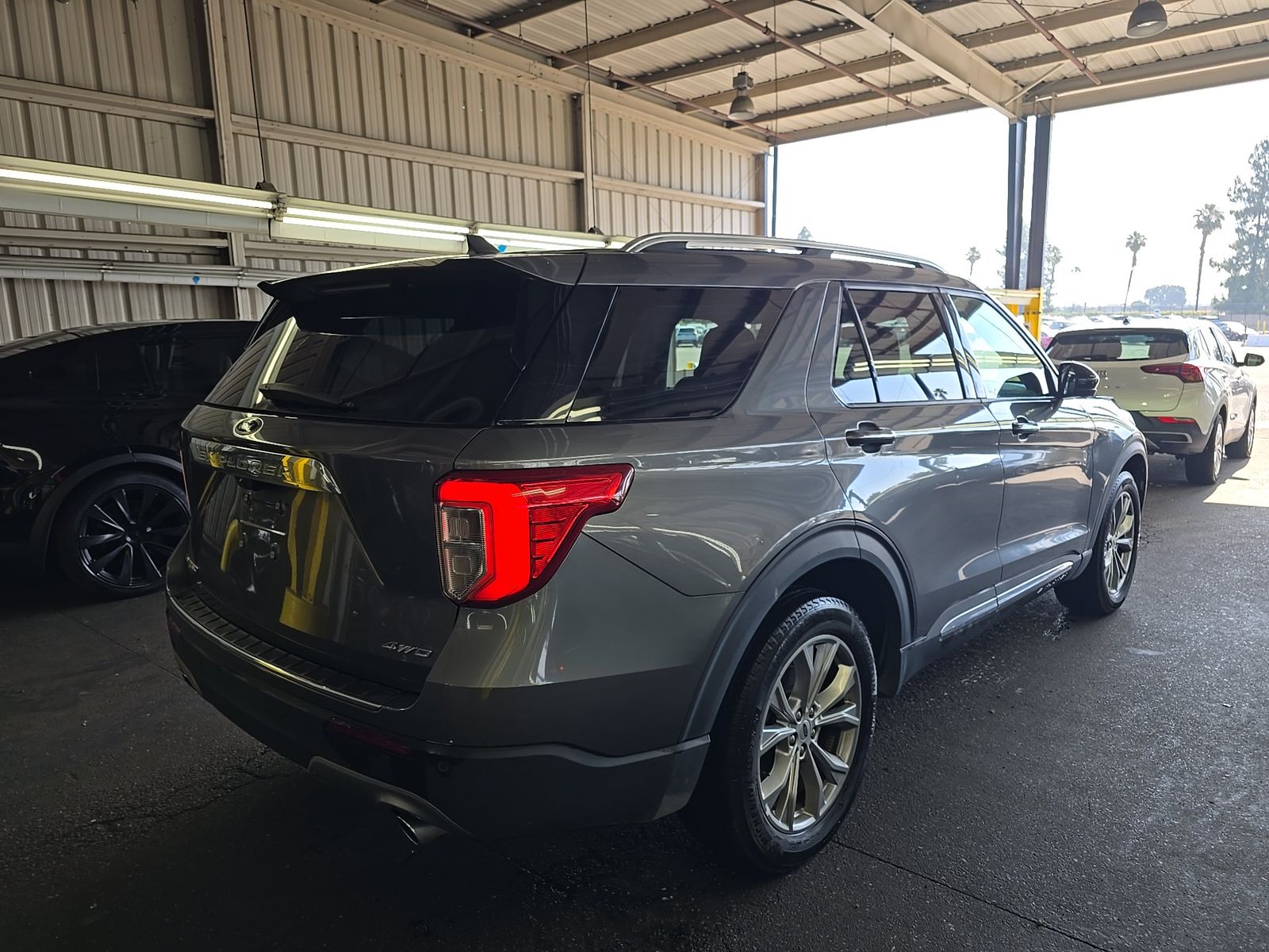 FORD EXPLORER - 5