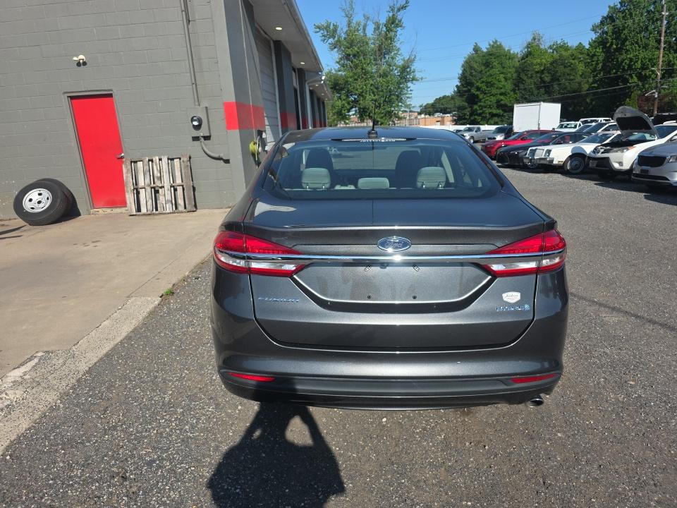 FORD FUSION - 6