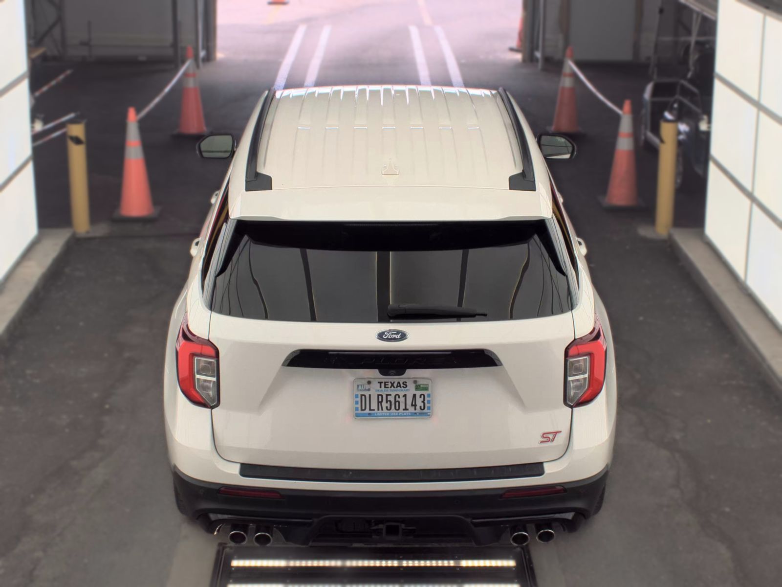 FORD EXPLORER - 7