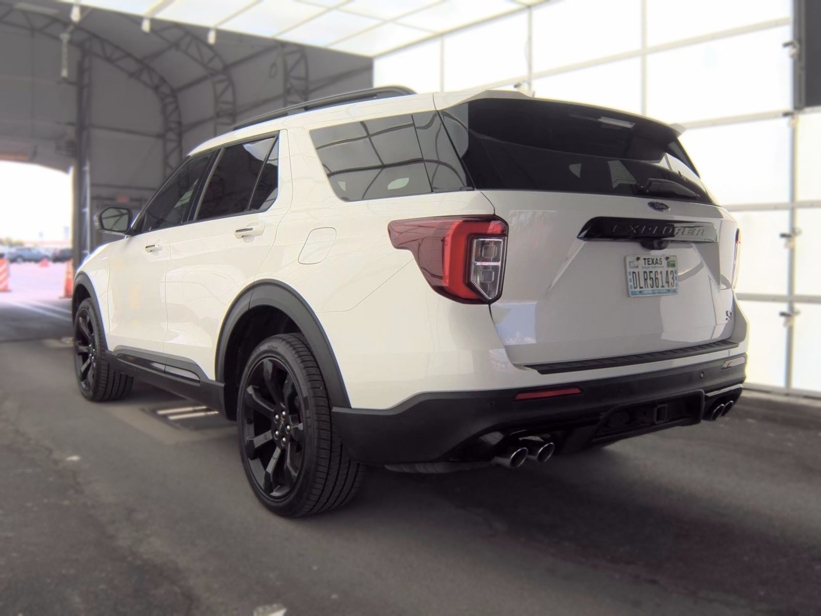 FORD EXPLORER - 9