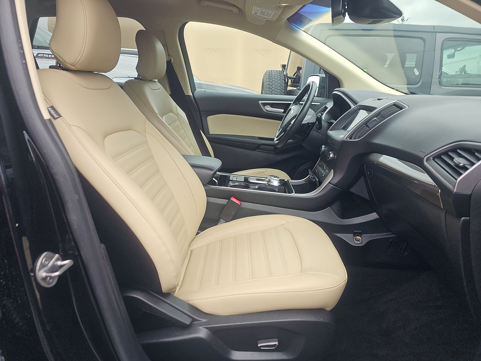 FORD EDGE - 9