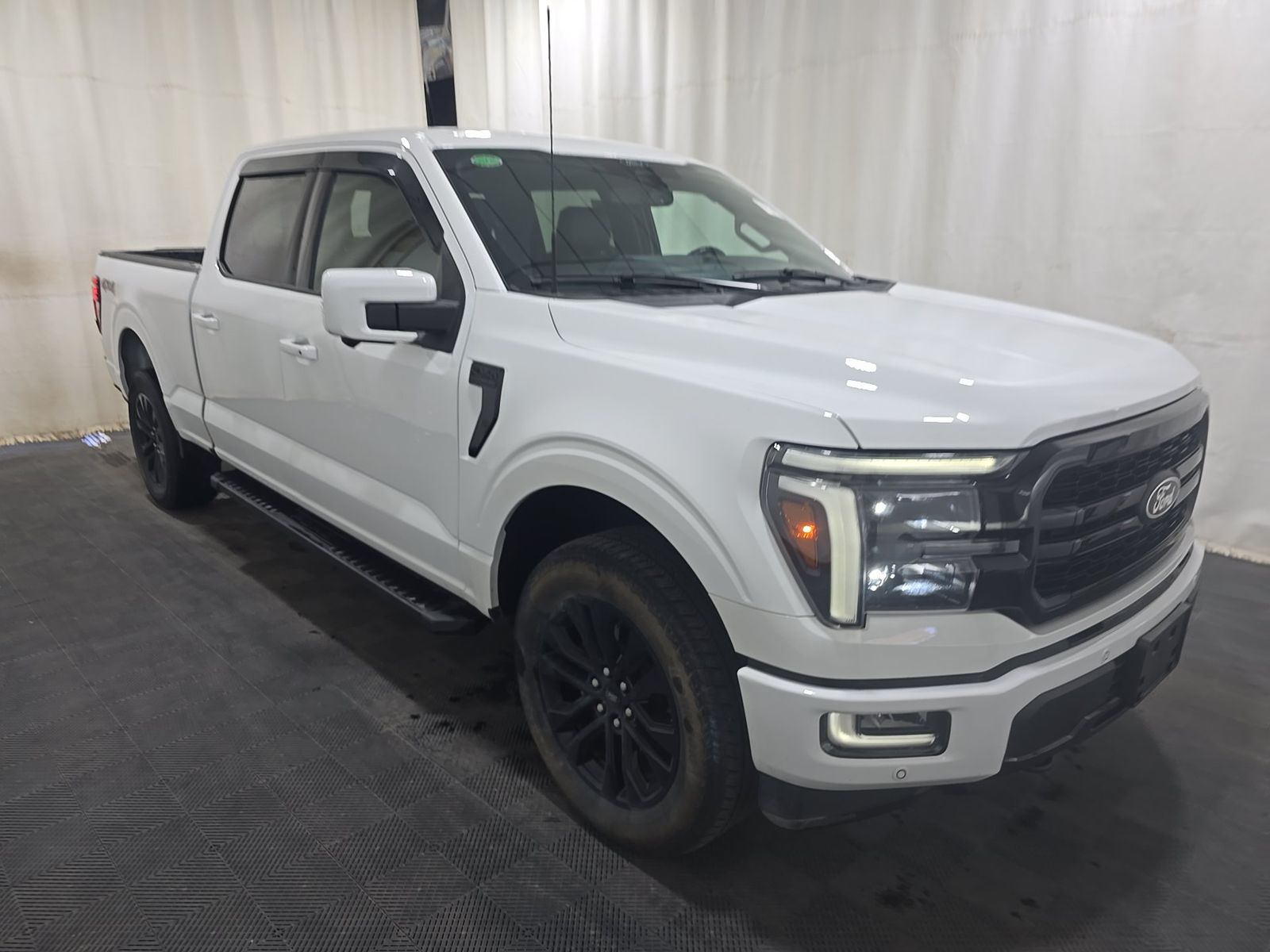 FORD F-150 - 4