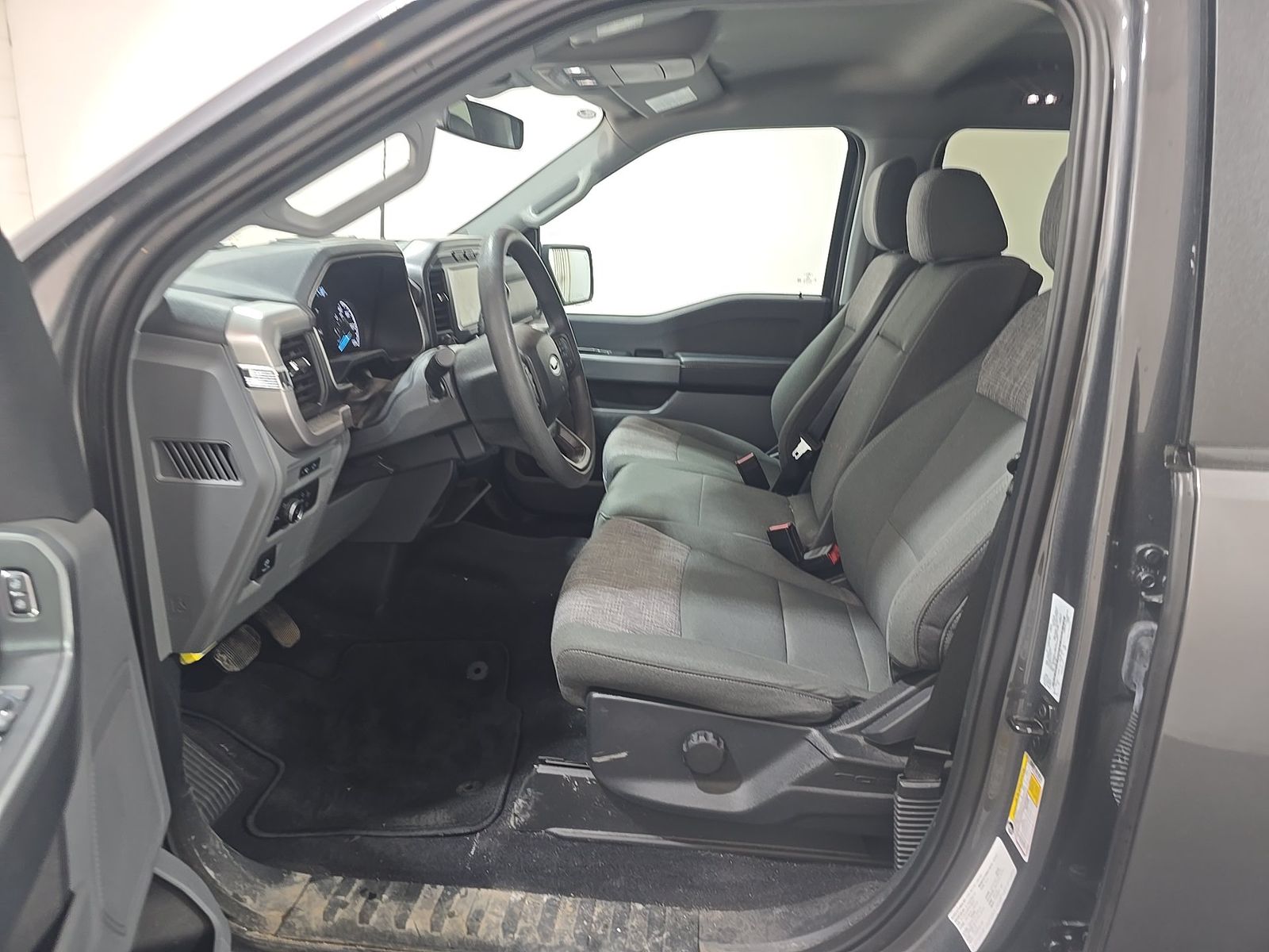 FORD F-150 - 8