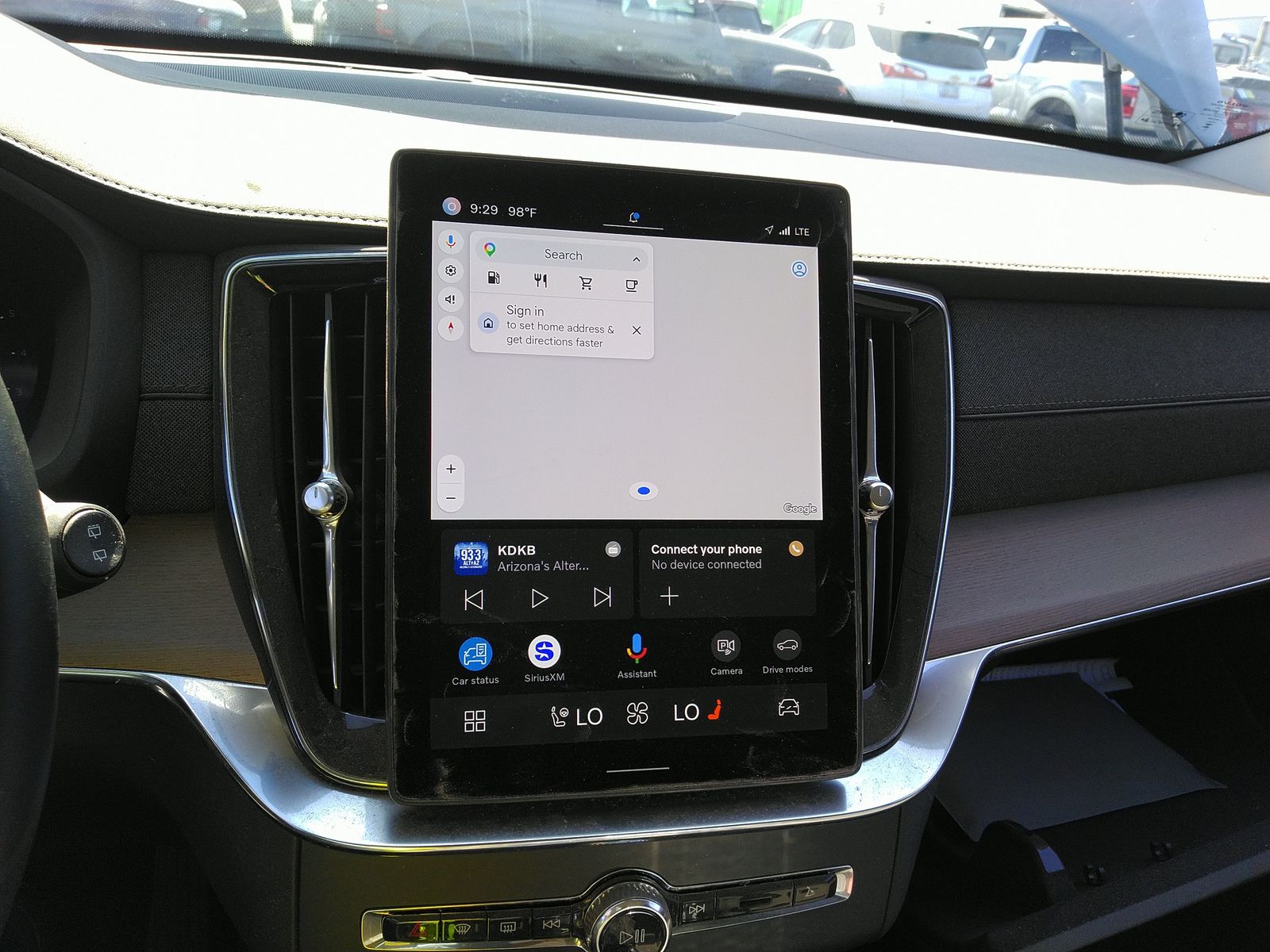 2025 Volvo XC90 B6 Plus AWD