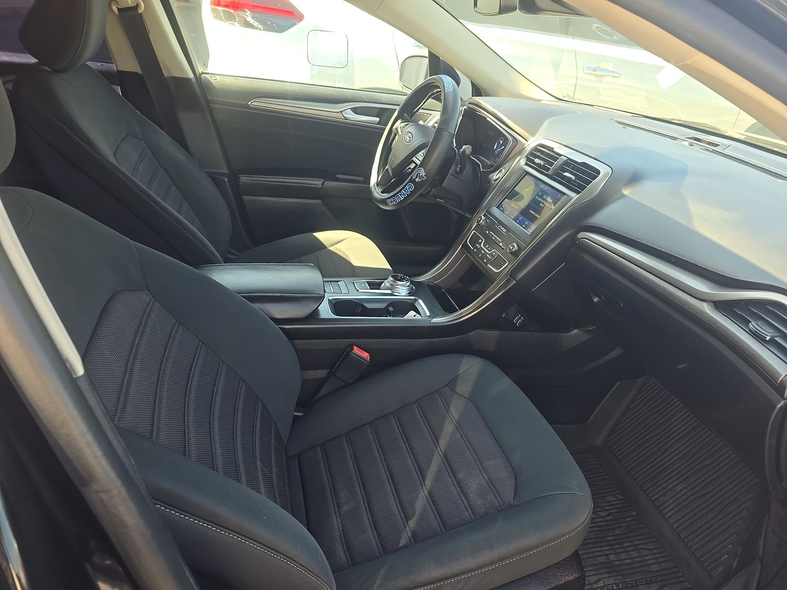 FORD FUSION - 9