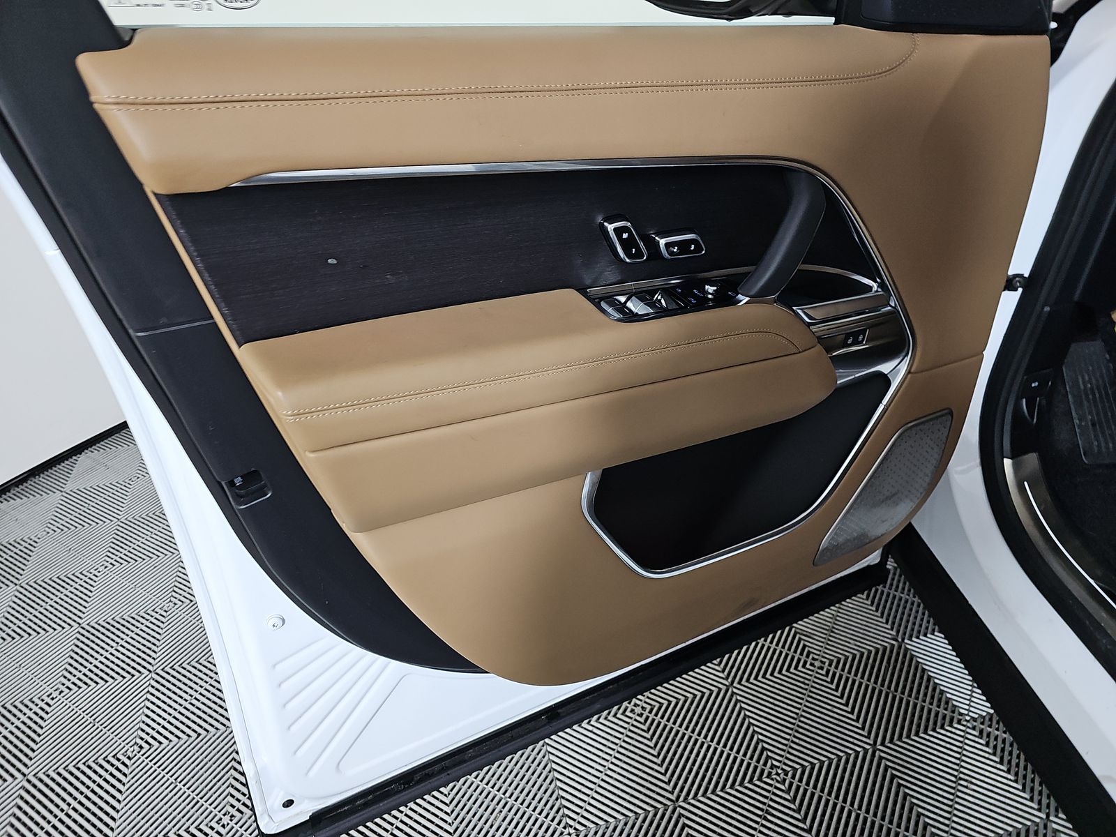 LAND ROVER RANGE ROVER - 10