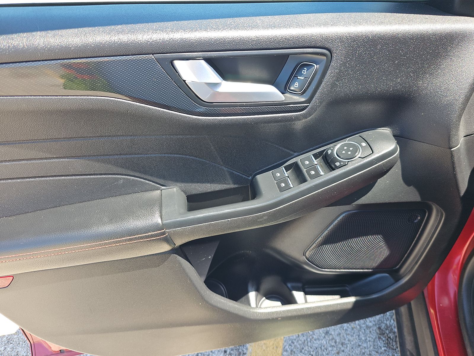 FORD ESCAPE - 10