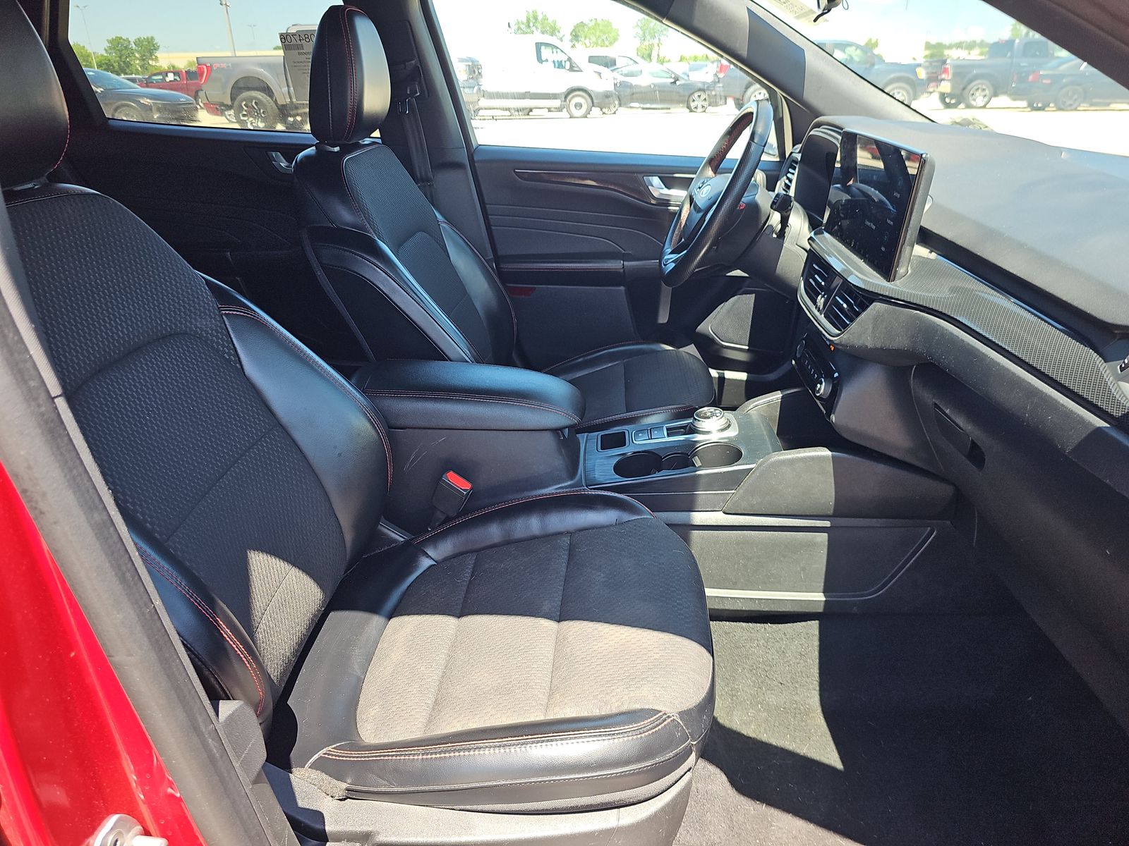 FORD ESCAPE - 9