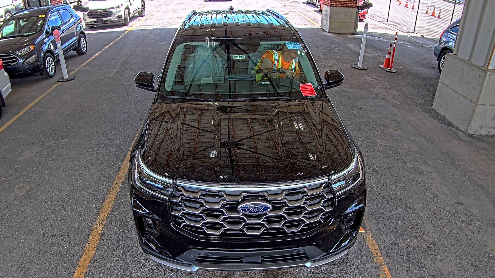FORD EXPLORER - 3