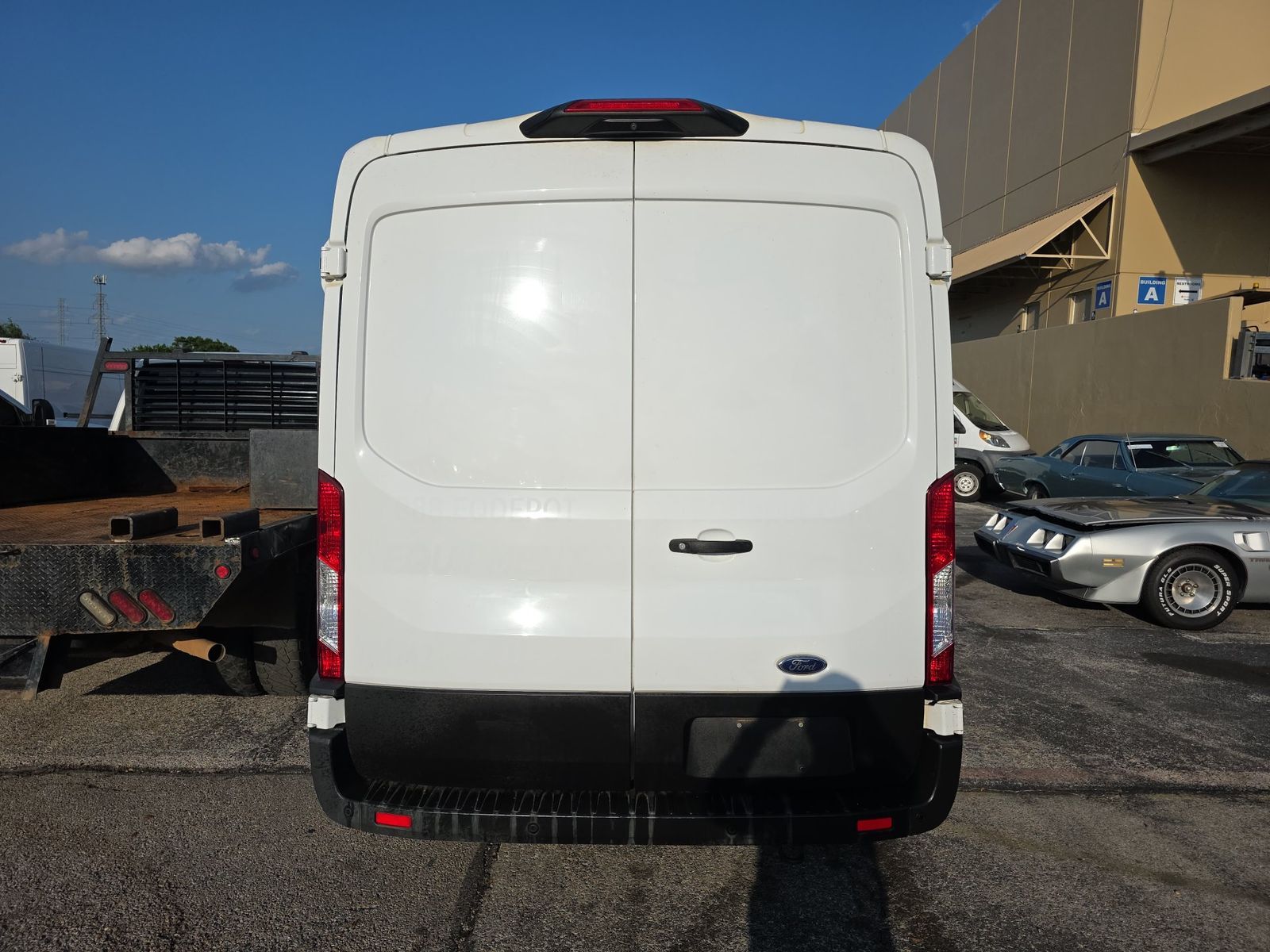 FORD TRANSIT 250 - 6