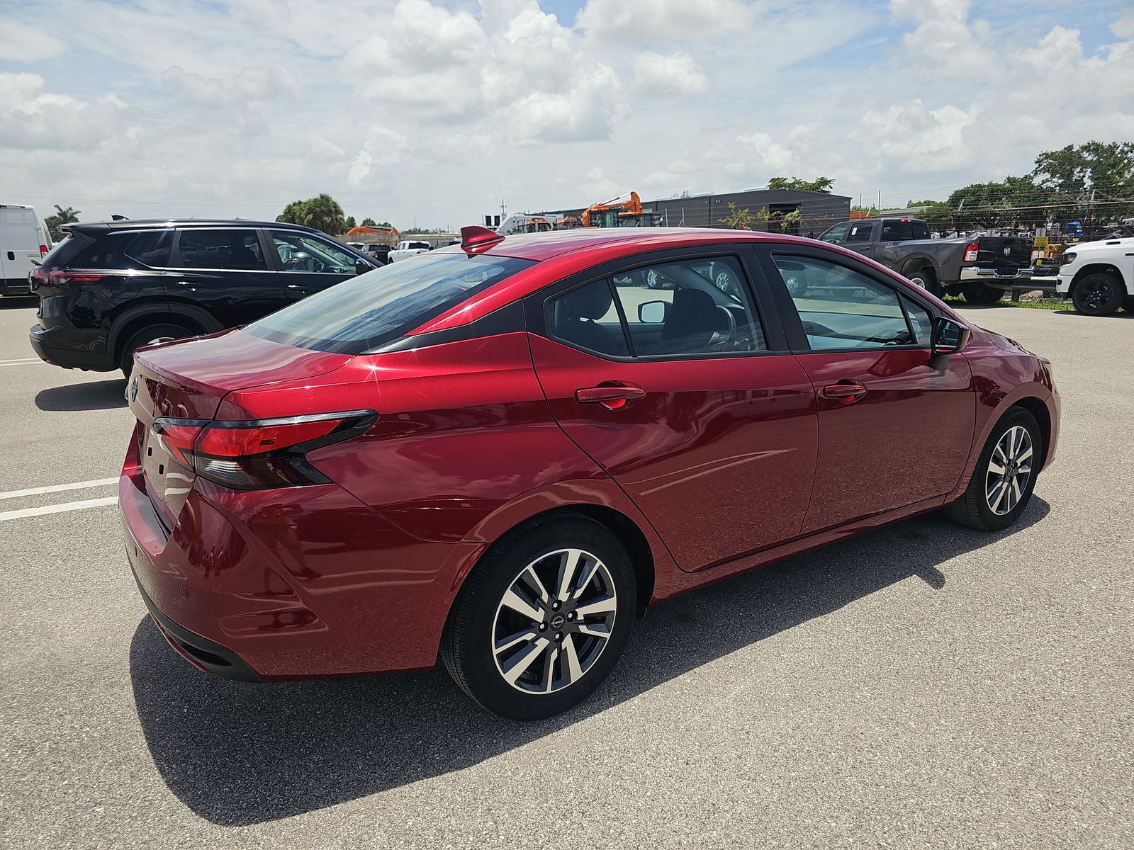 NISSAN VERSA - 5