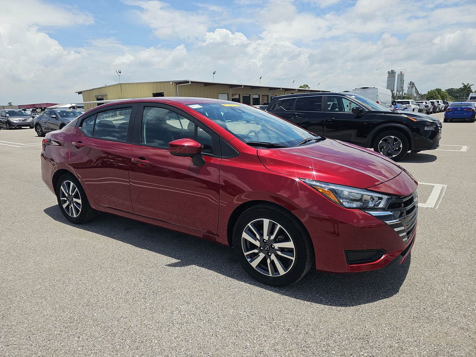 NISSAN VERSA - 4