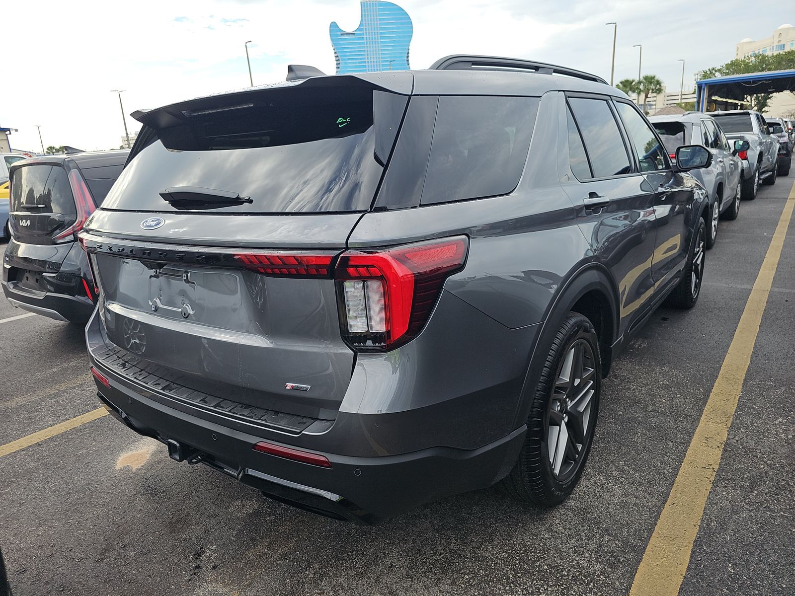FORD EXPLORER - 5