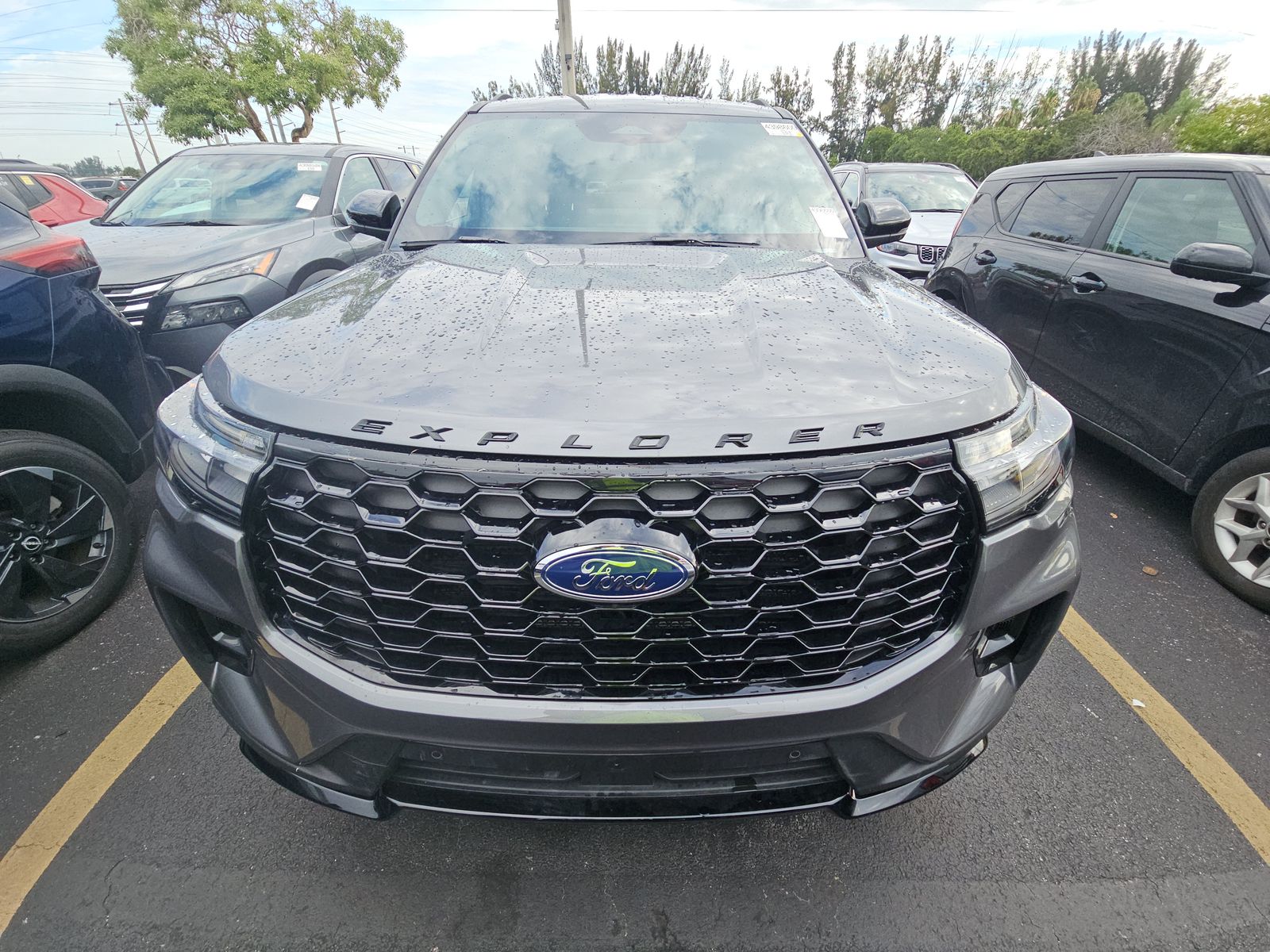 FORD EXPLORER - 3