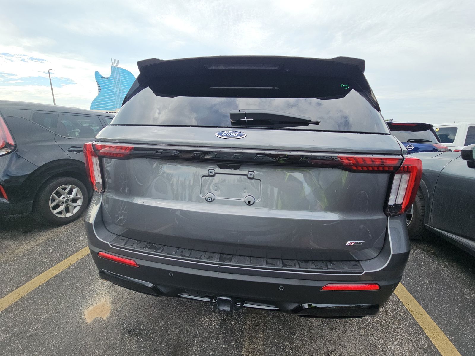 FORD EXPLORER - 6